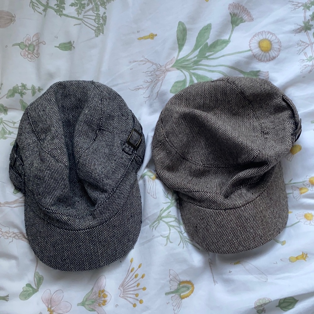 2 Fashion D&Y hats Brown and Black Pattern Tweed